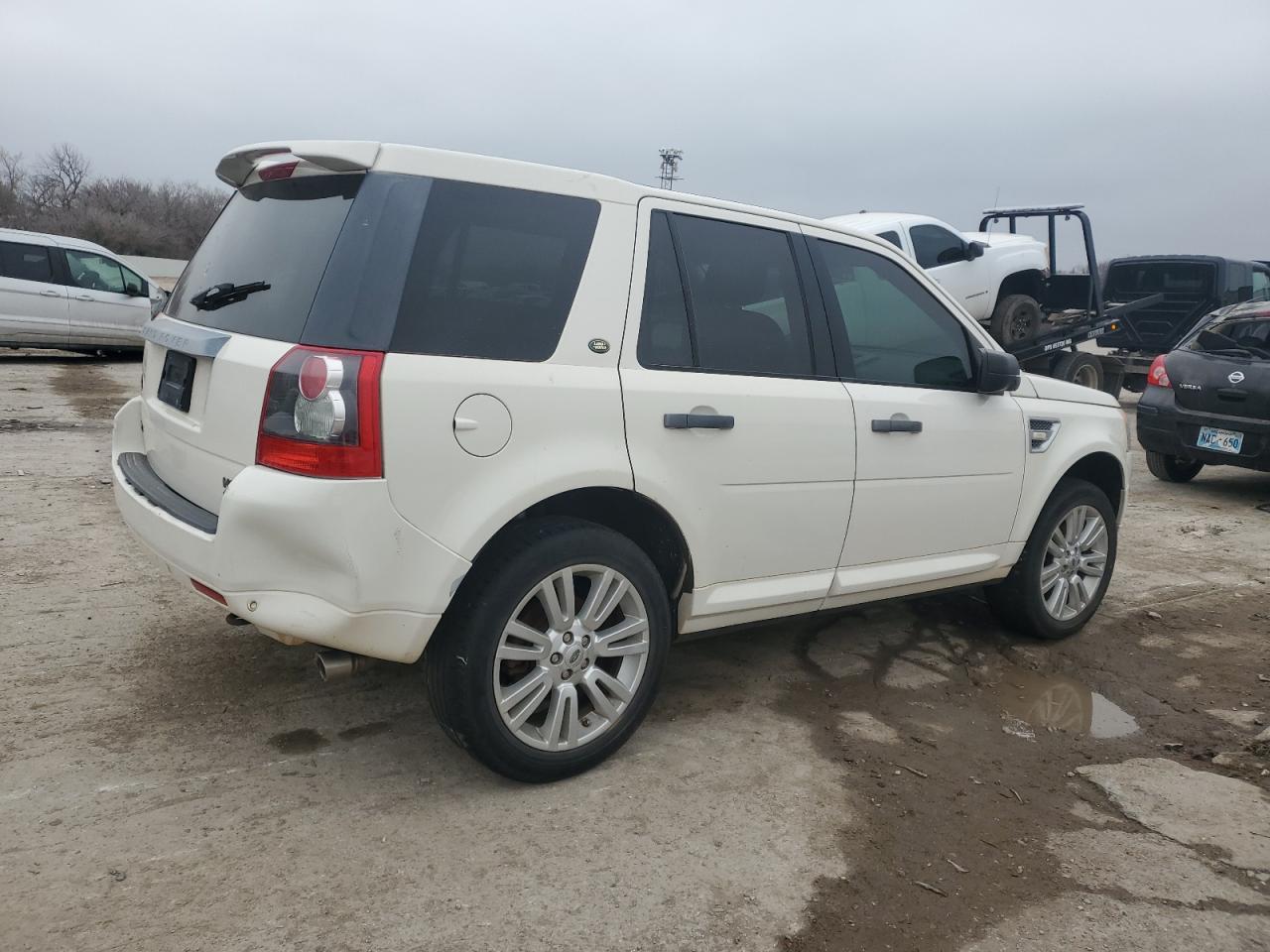 2010 LAND ROVER LR2
