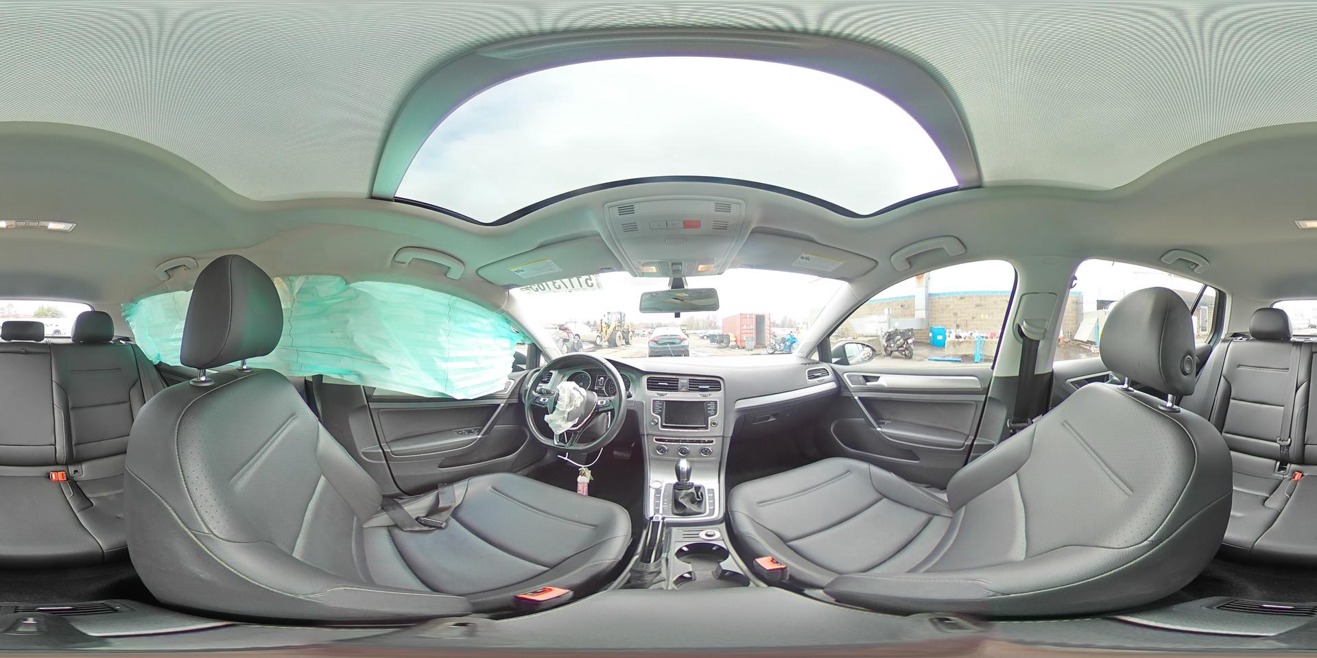 2017 VOLKSWAGEN GOLF