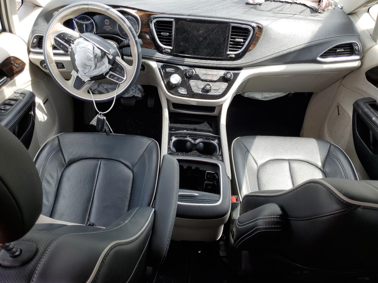 2021 CHRYSLER Pacifica