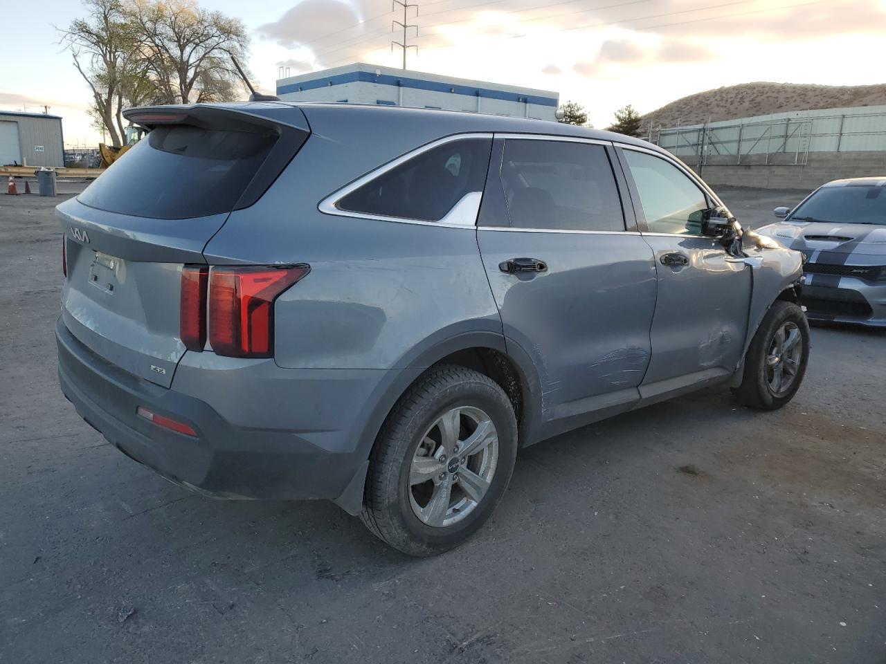 2023 KIA SORENTO