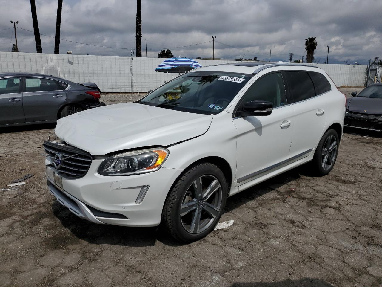 2017 VOLVO XC60