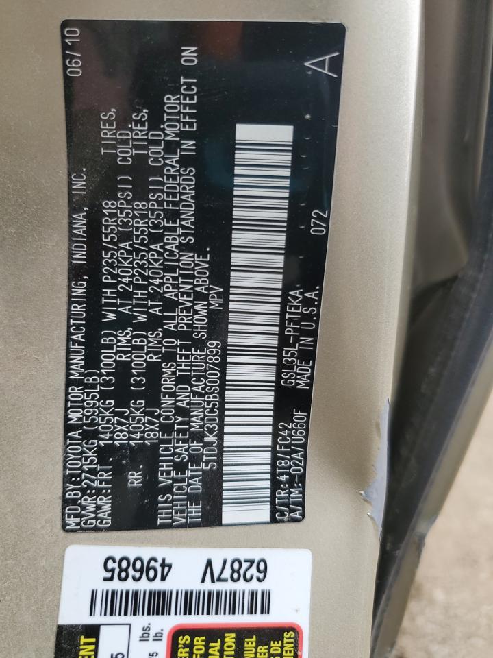 2011 TOYOTA SIENNA
