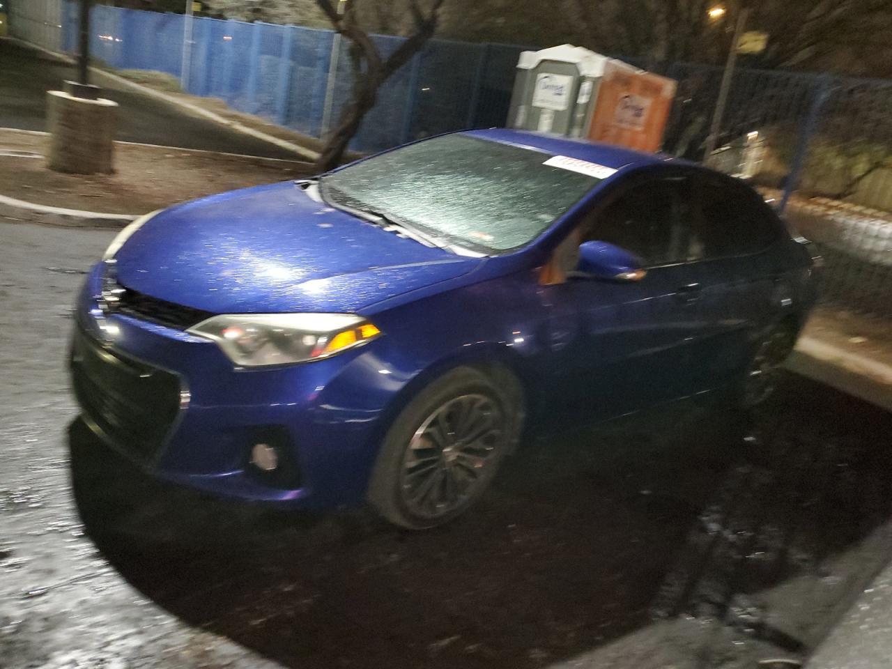 2015 TOYOTA COROLLA