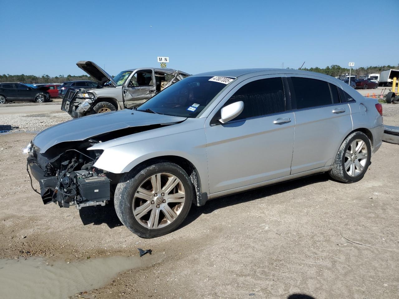 2012 CHRYSLER 200
