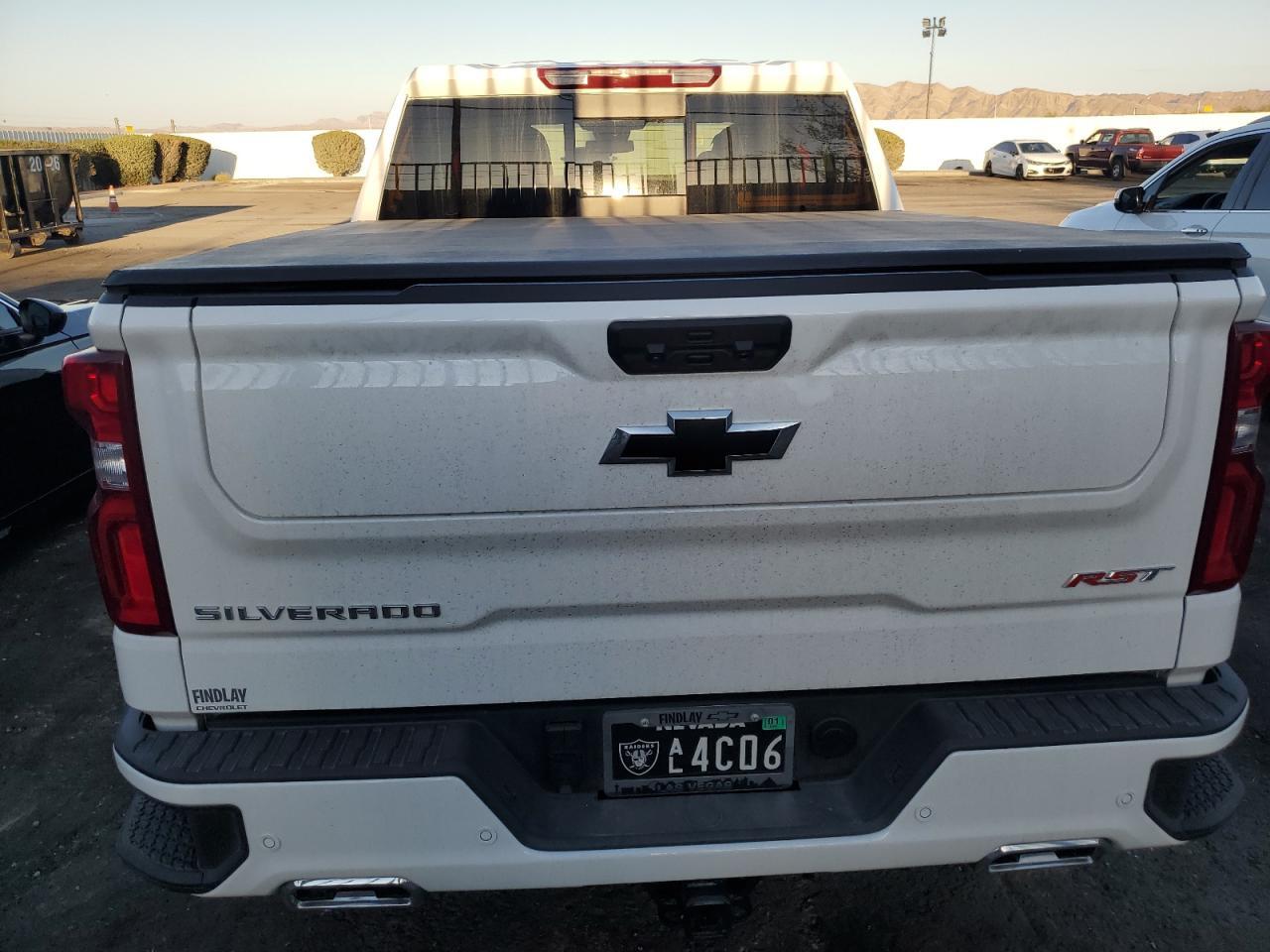 2024 CHEVROLET Silverado