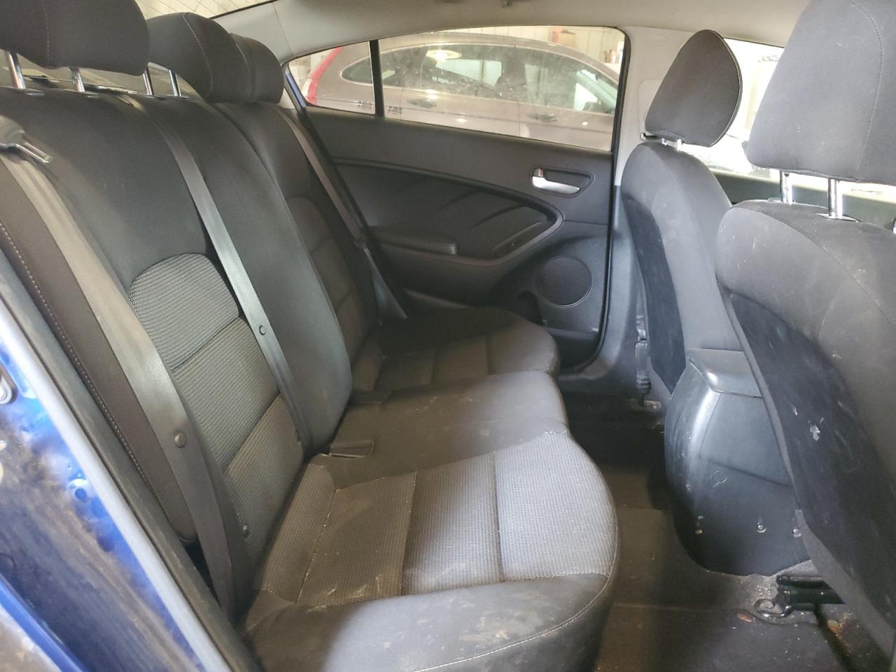 2017 KIA FORTE