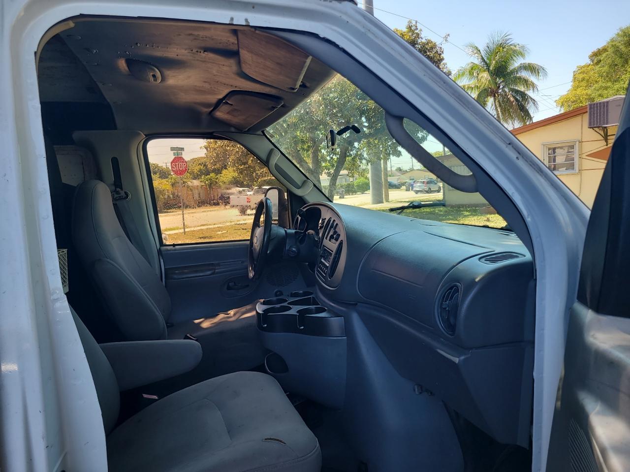 2008 FORD ECONOLINE