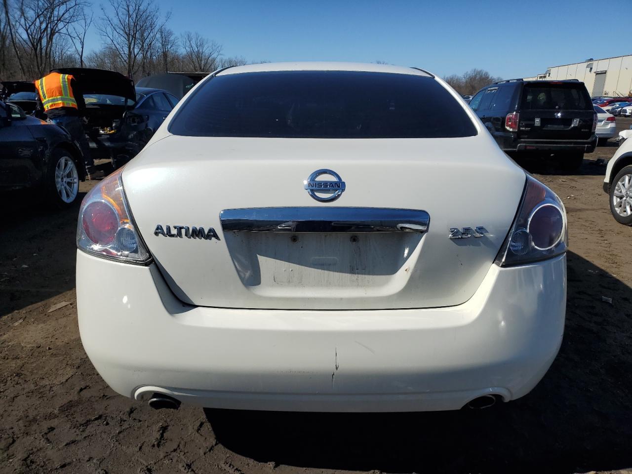 2011 NISSAN ALTIMA