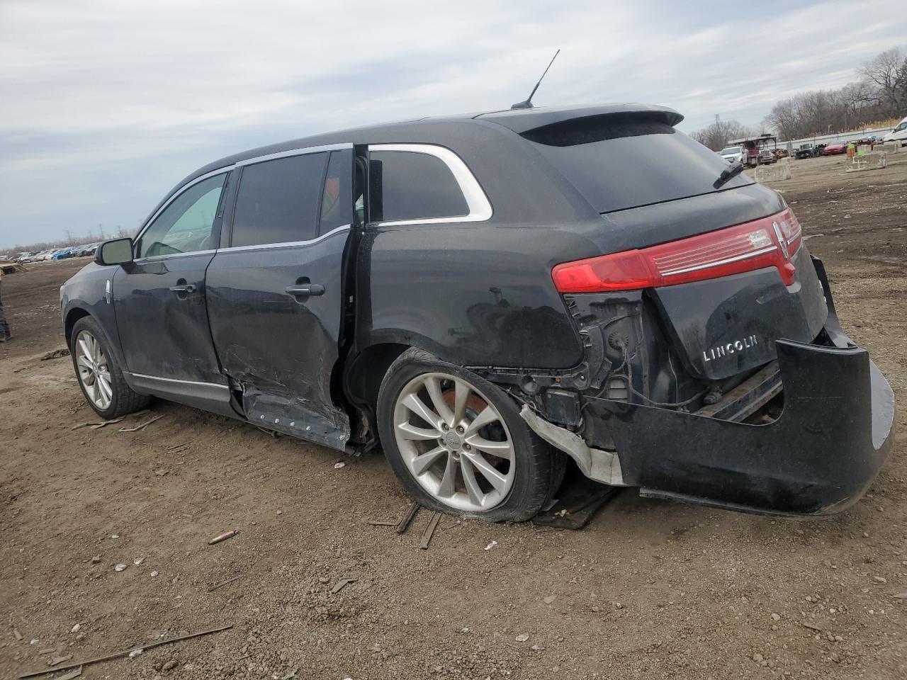 2012 LINCOLN MKT