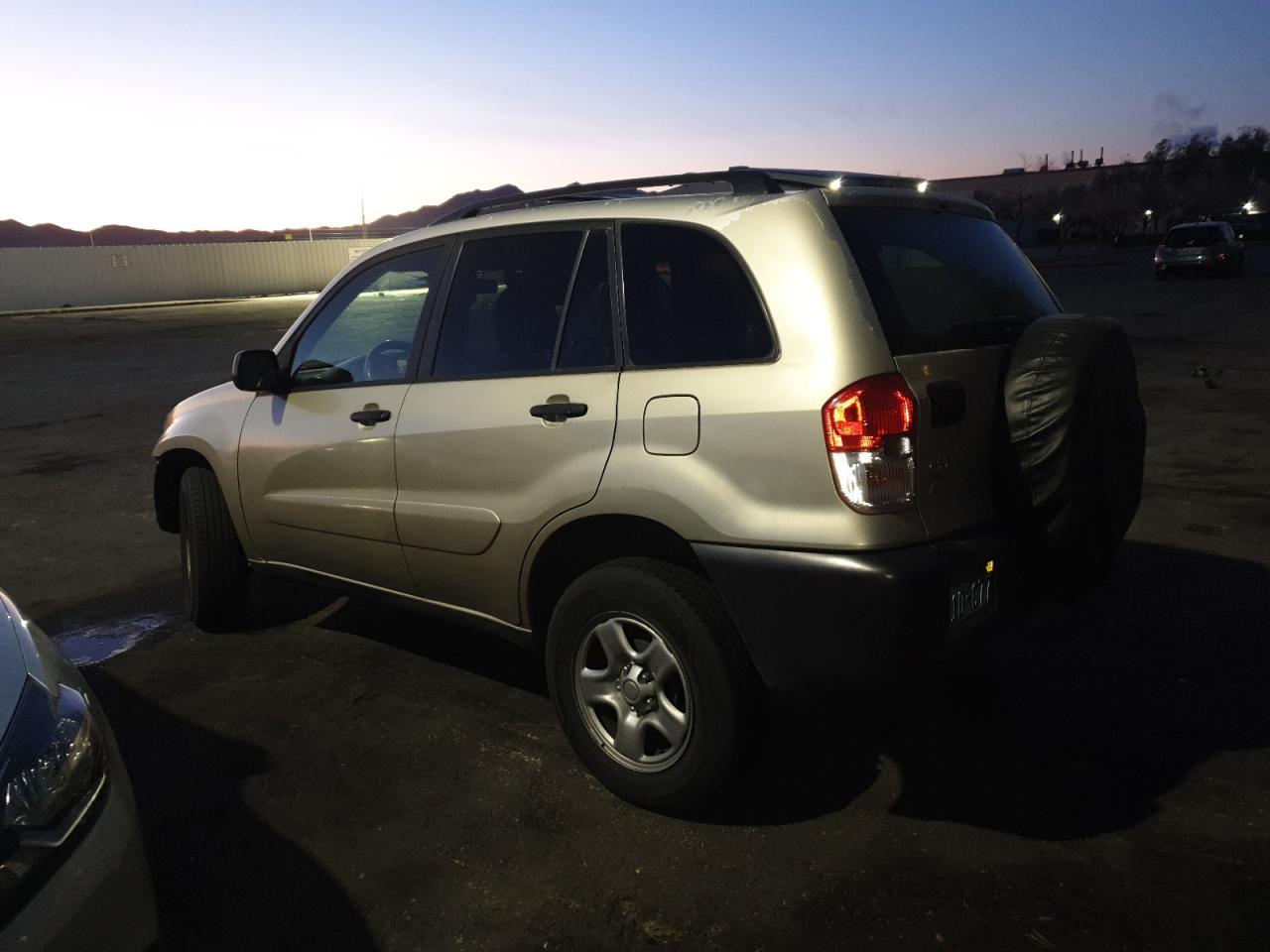 2003 TOYOTA RAV4