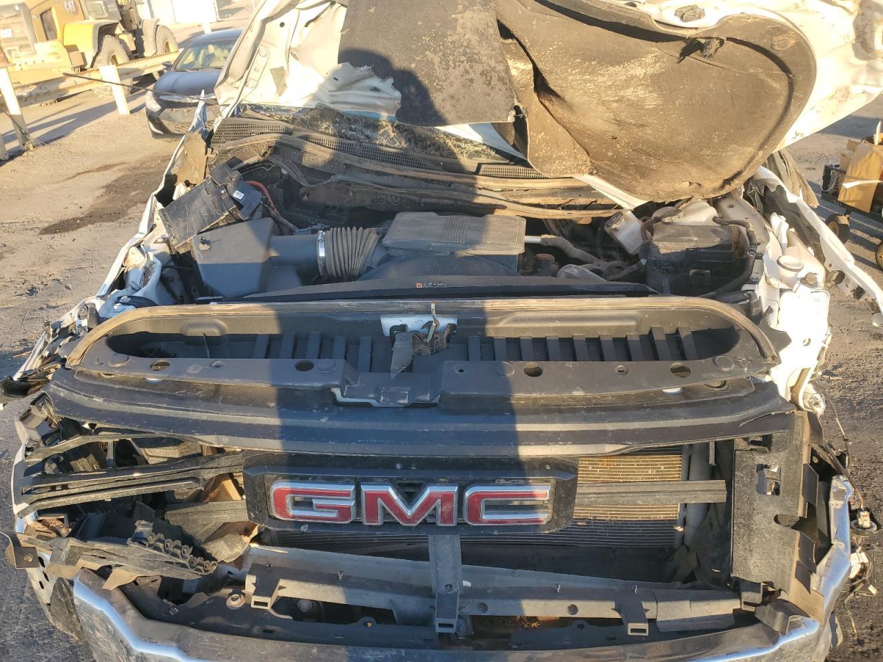 2024 GMC Sierra