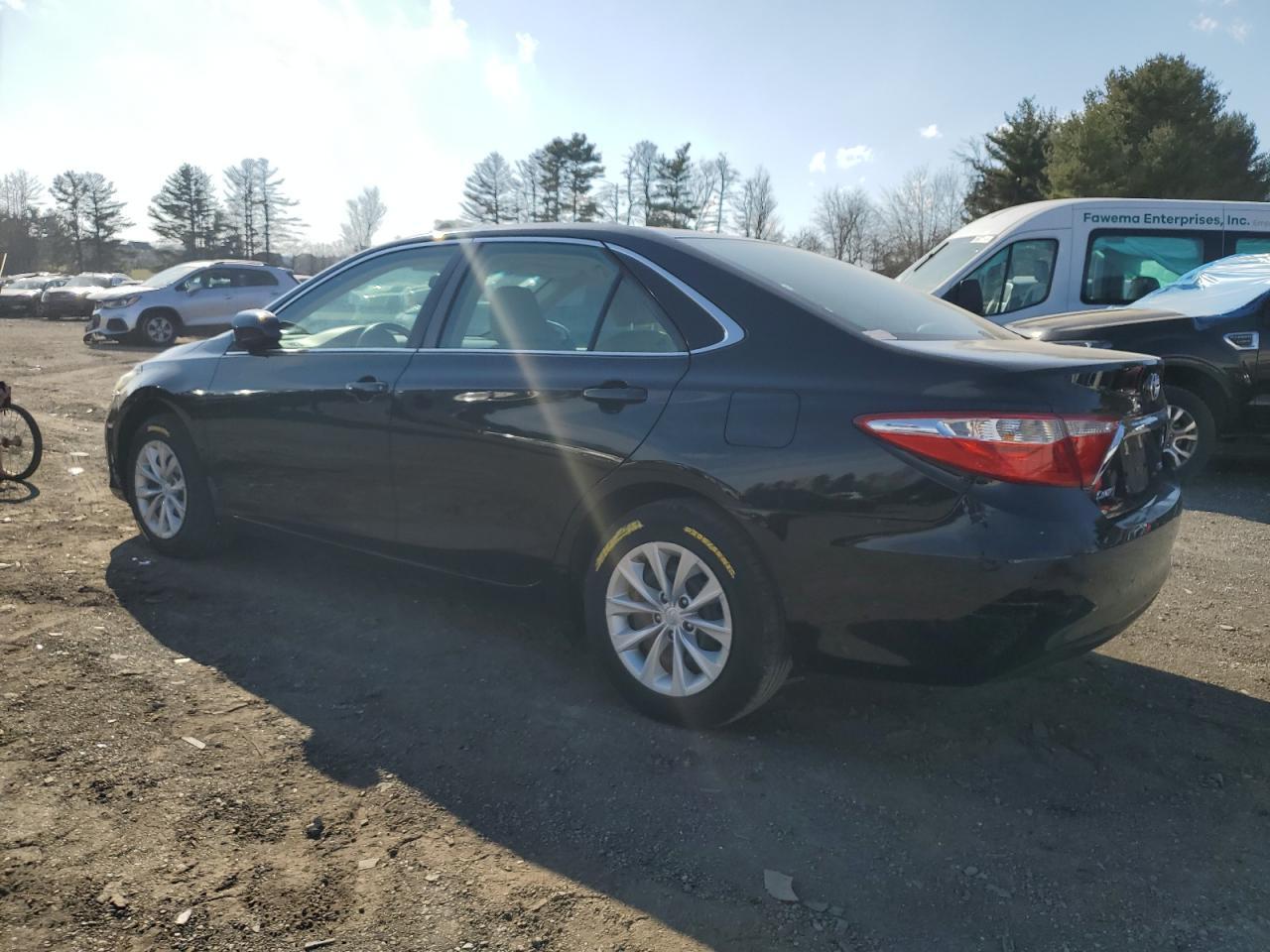2015 TOYOTA CAMRY