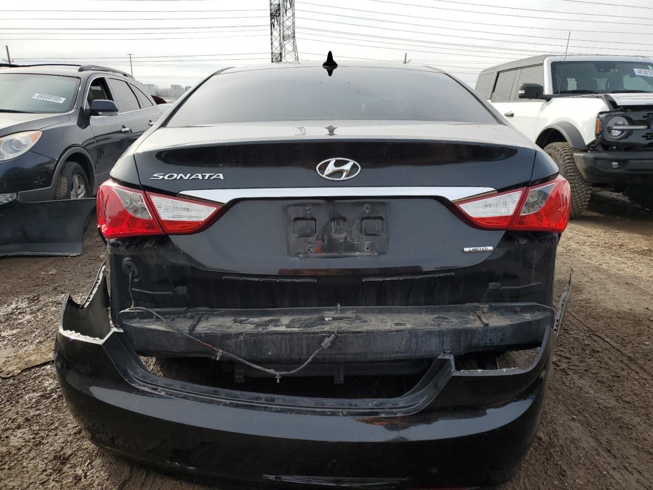 2011 HYUNDAI SONATA