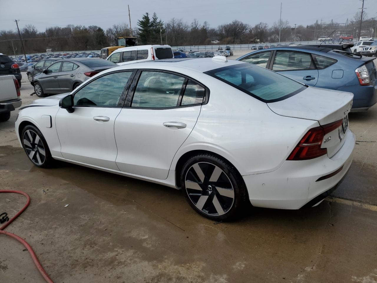 2024 VOLVO S60