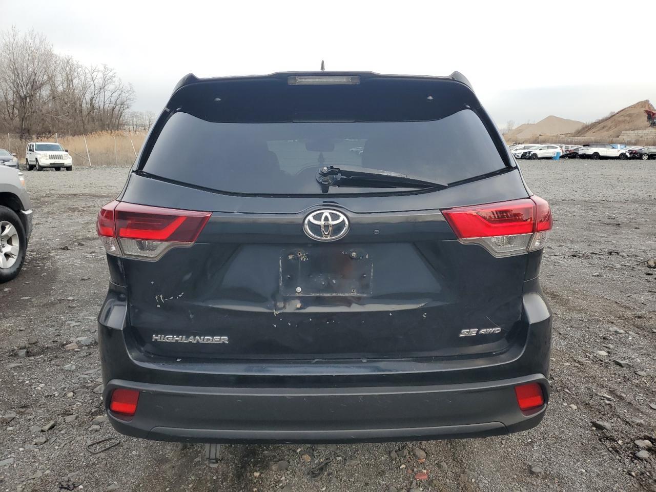 2019 TOYOTA HIGHLANDER