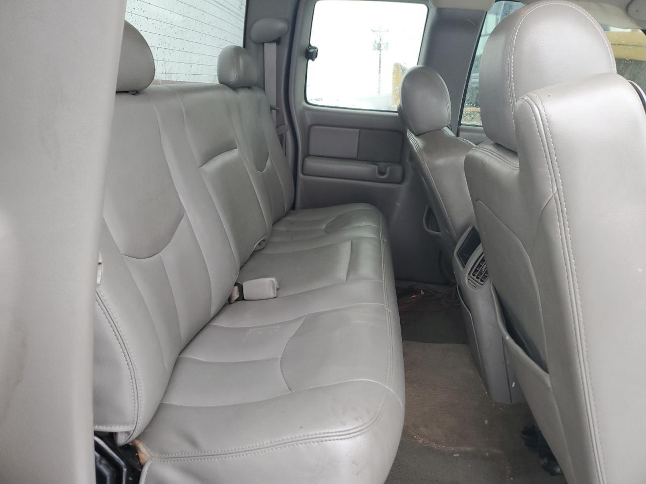 2004 GMC Sierra
