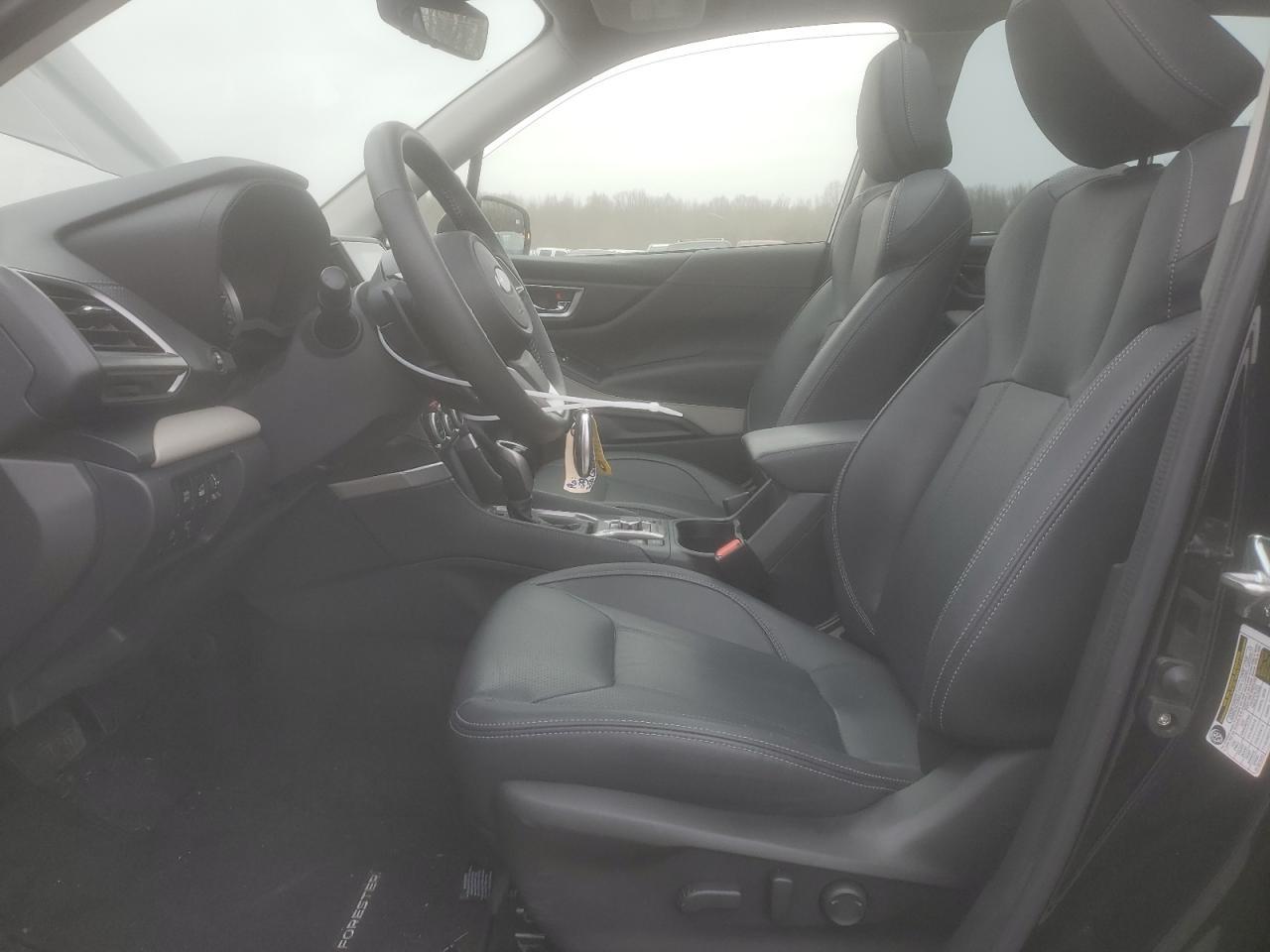 2023 SUBARU FORESTER