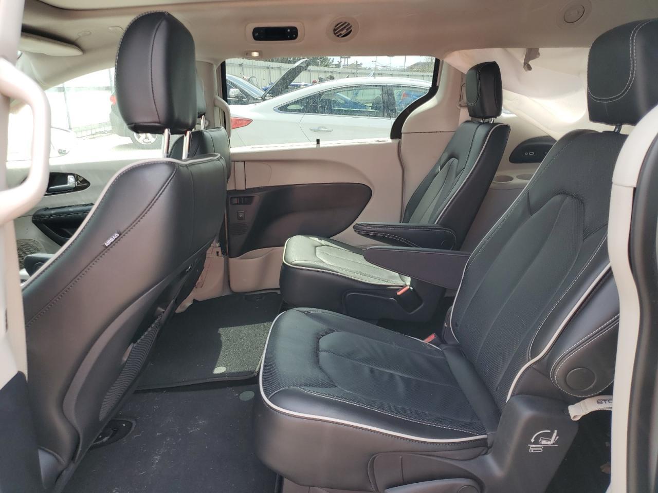 2021 CHRYSLER Pacifica