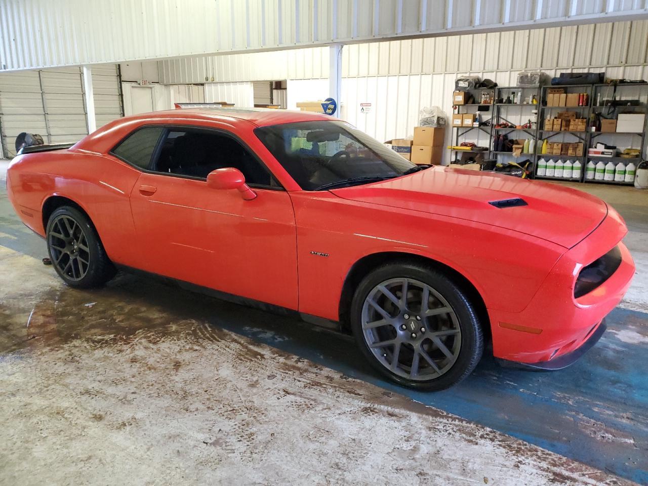2018 DODGE Challenger
