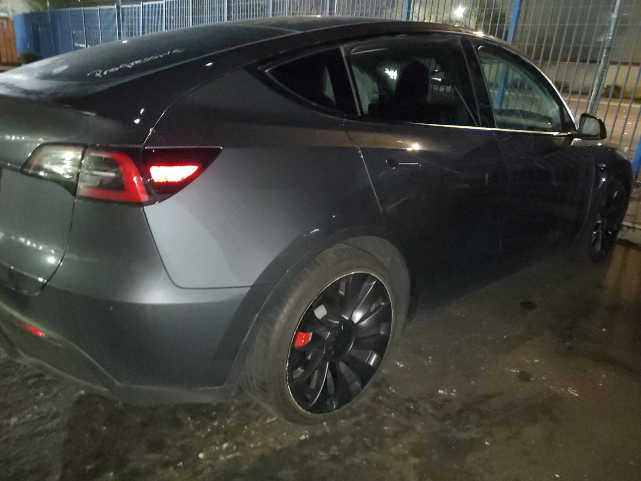 2023 TESLA MODEL Y