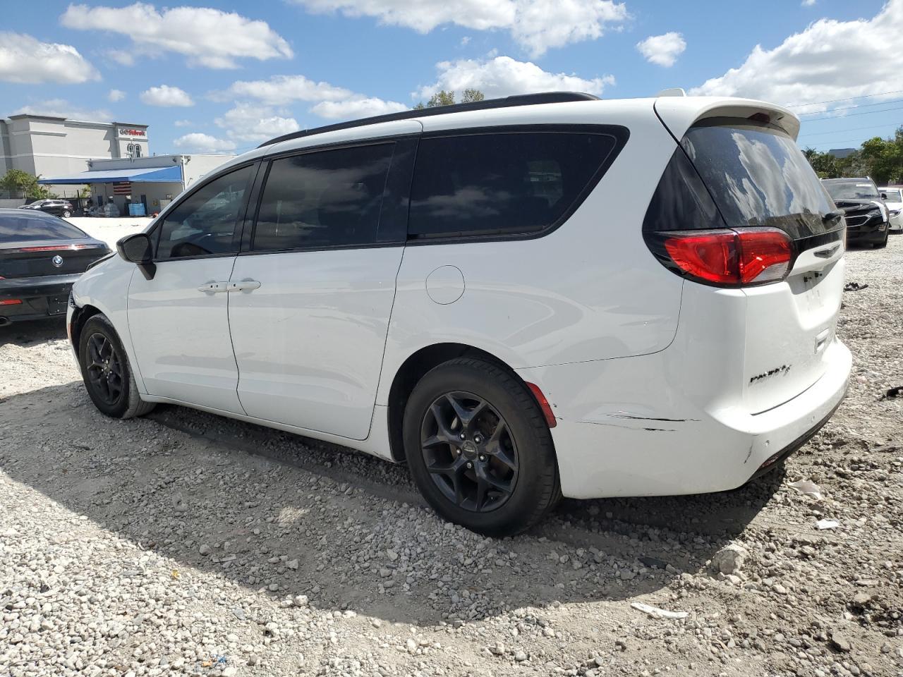 2019 CHRYSLER Pacifica