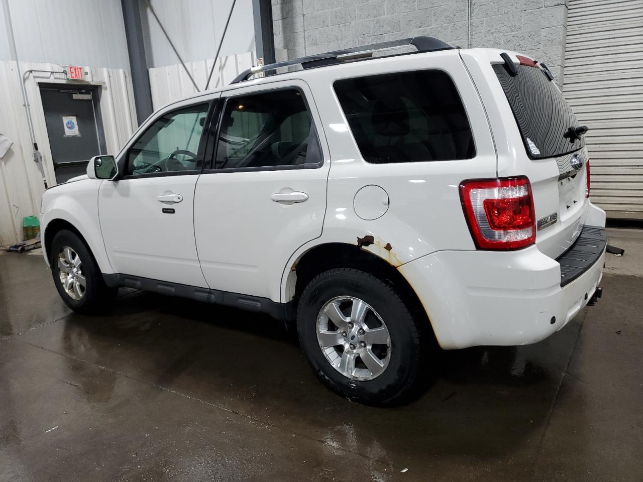 2010 FORD ESCAPE