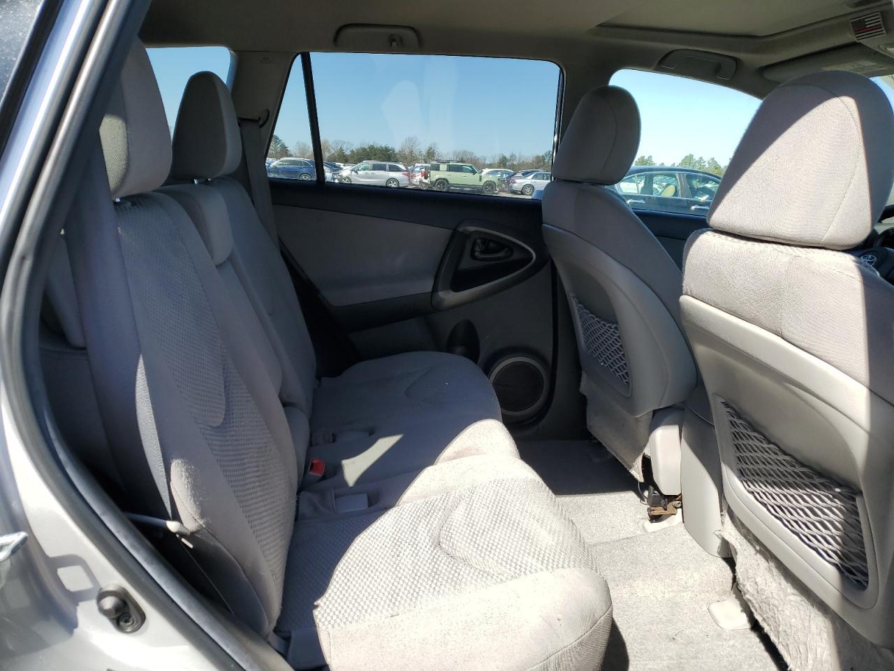2011 TOYOTA RAV4