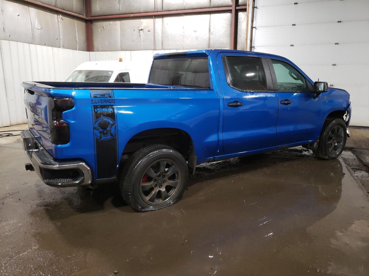 2023 CHEVROLET Silverado