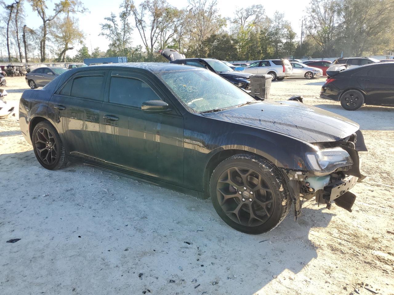 2016 CHRYSLER 300