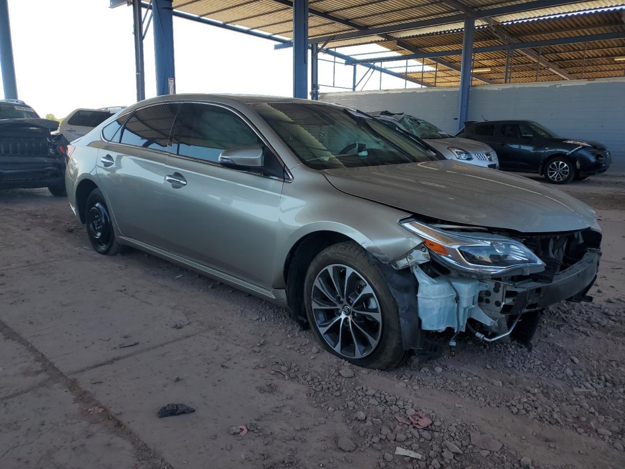 2016 TOYOTA Avalon