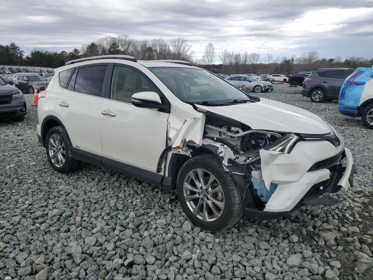 2016 TOYOTA RAV4
