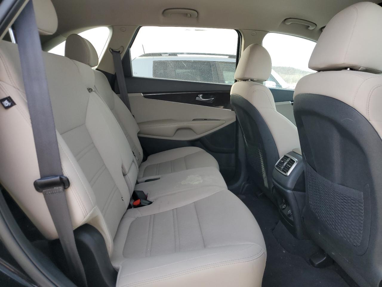 2020 KIA SORENTO