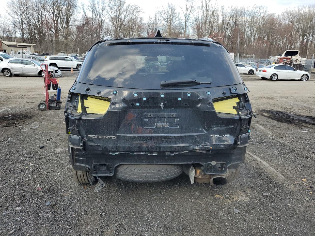 2016 KIA SORENTO