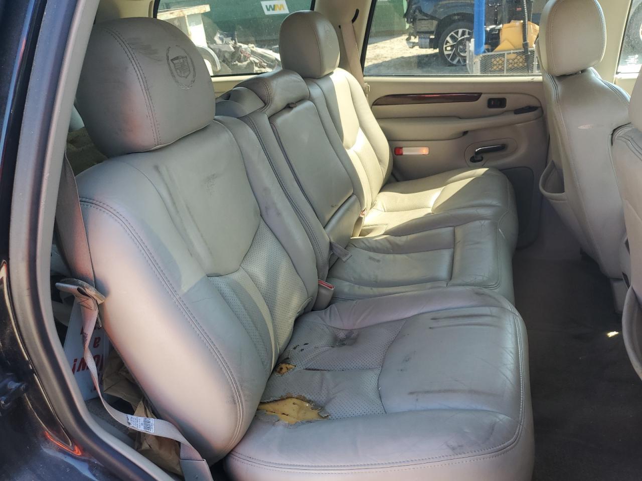 2003 CADILLAC ESCALADE