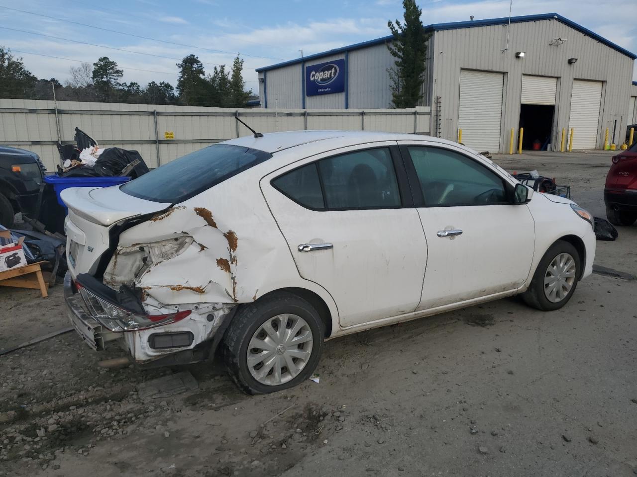2018 NISSAN VERSA