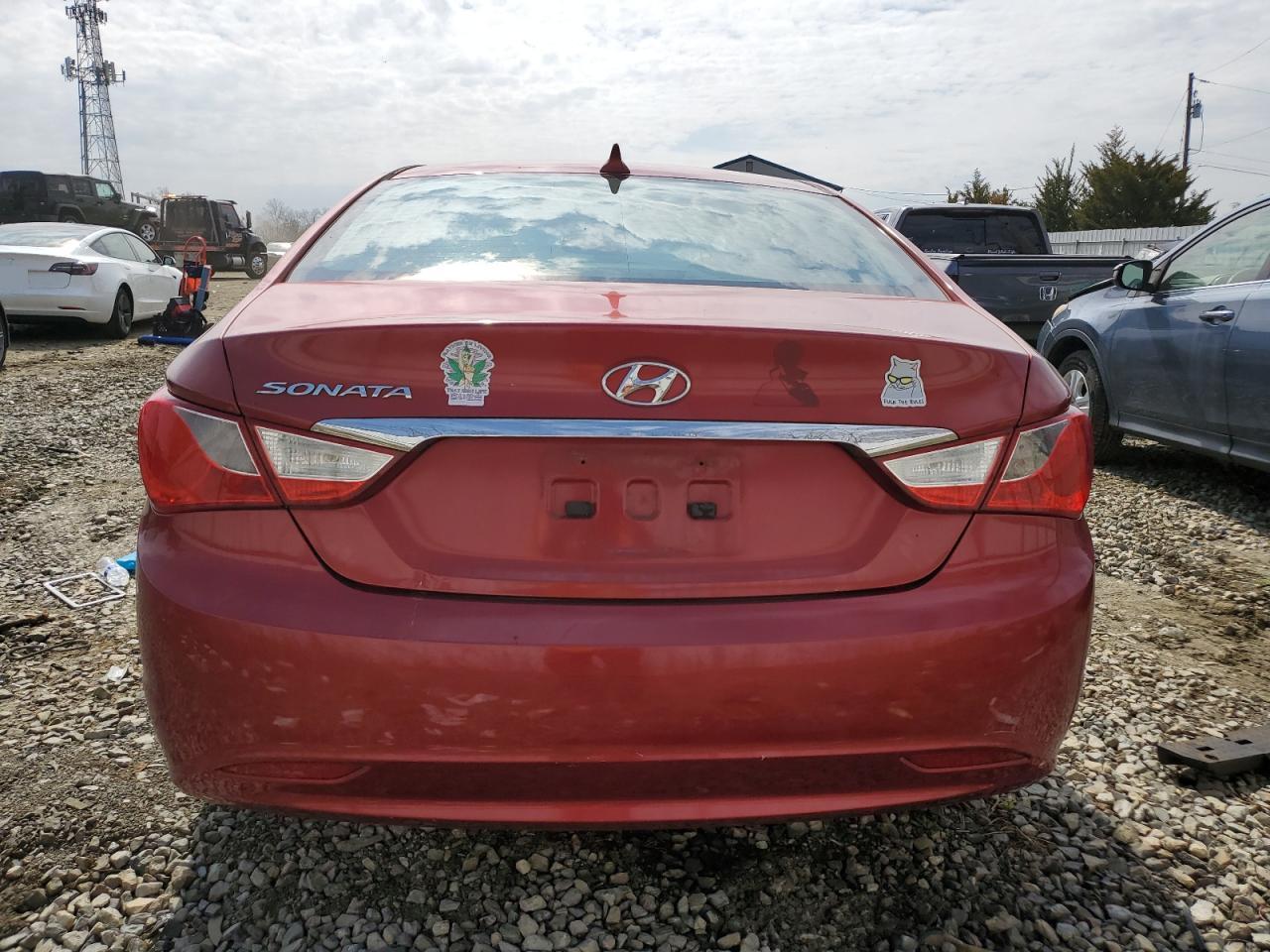 2011 HYUNDAI SONATA