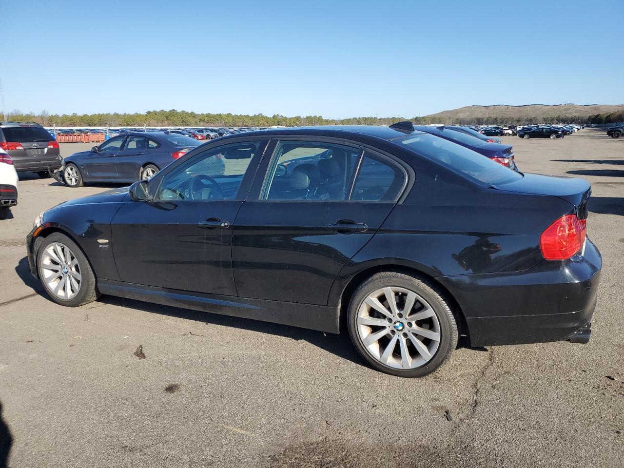 2011 BMW 3 SERIES