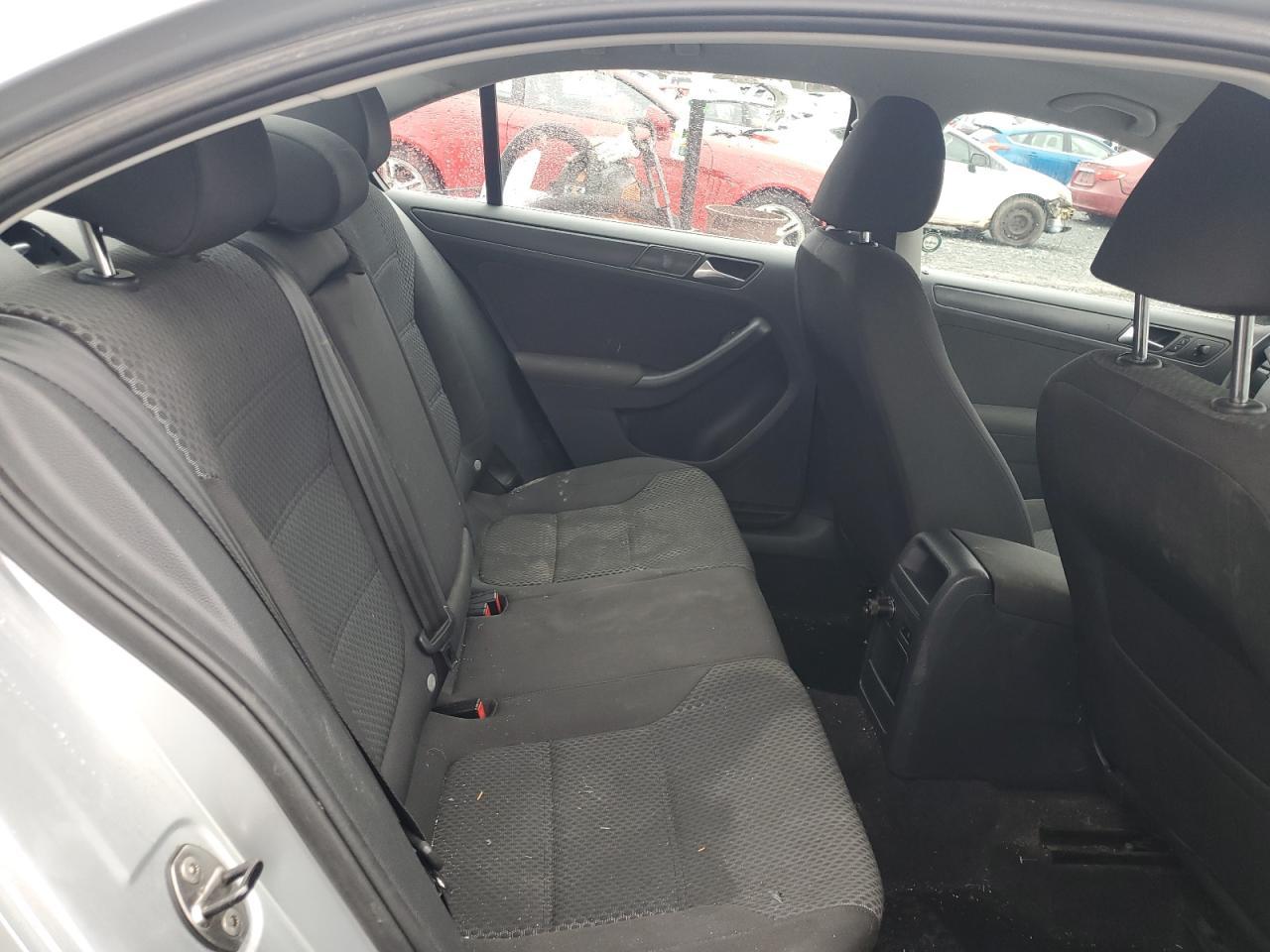 2012 VOLKSWAGEN JETTA