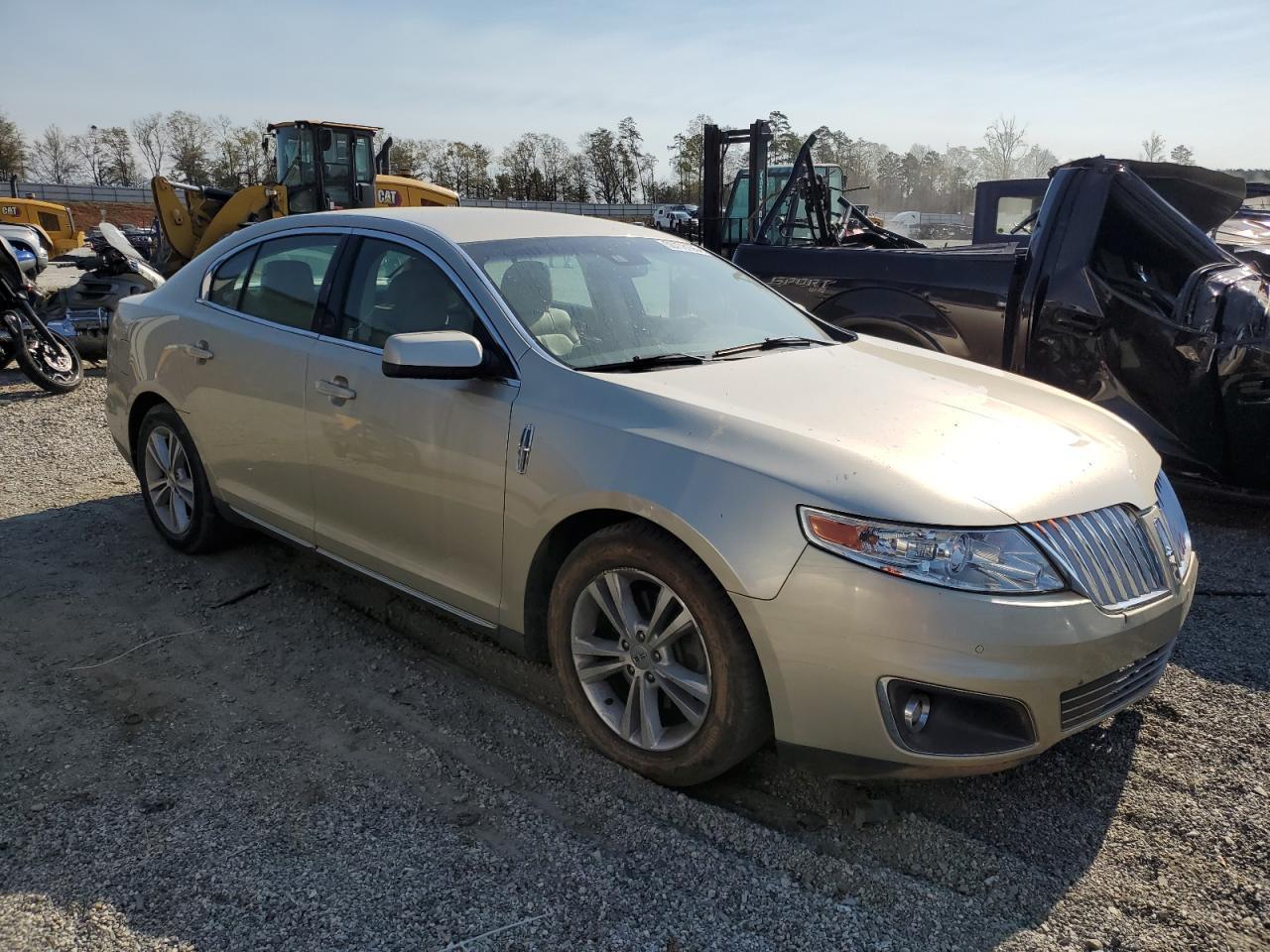 2011 LINCOLN MKS