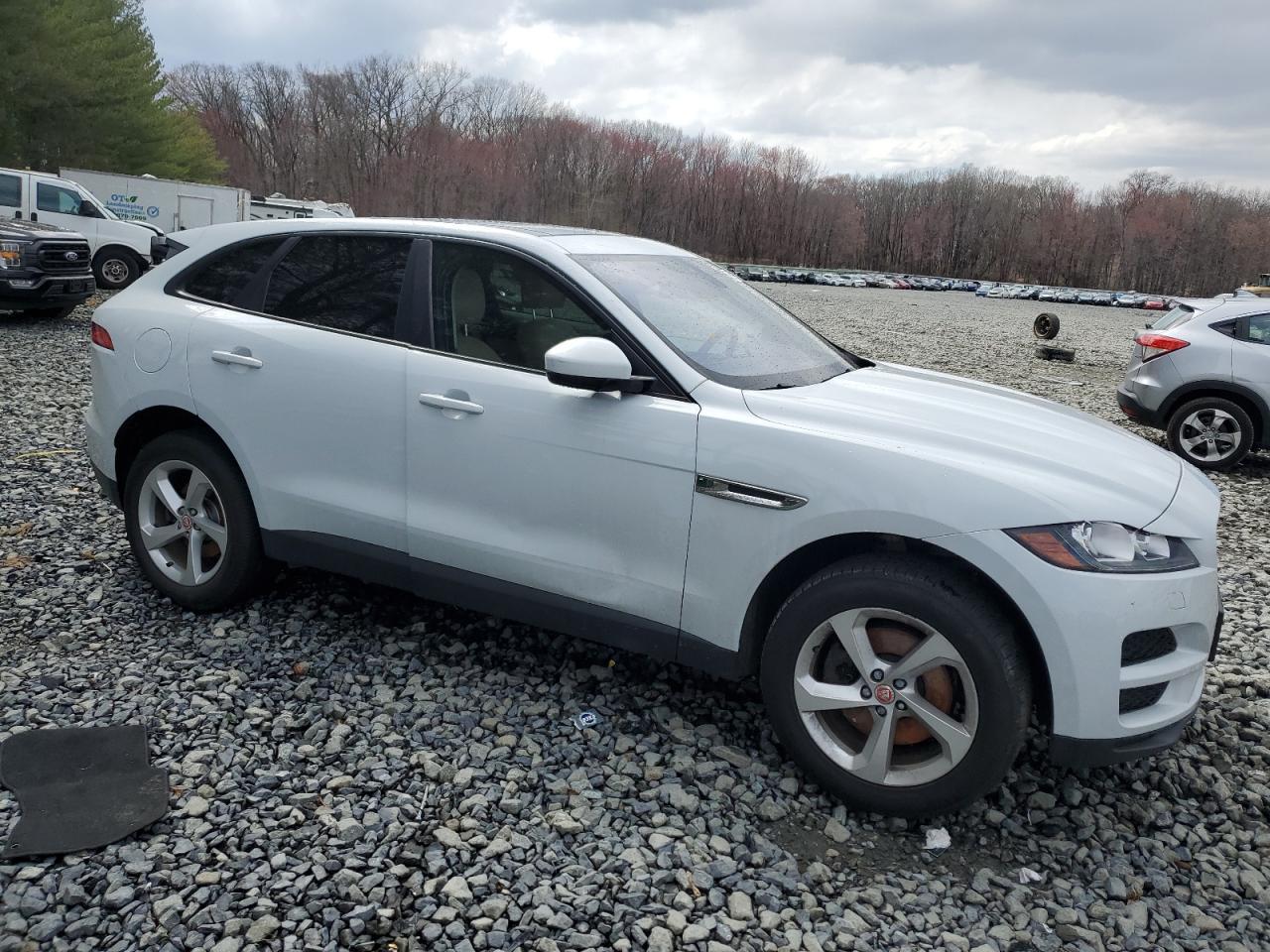 2017 JAGUAR F-Pace
