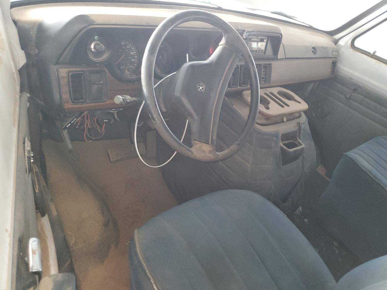1990 DODGE B Series