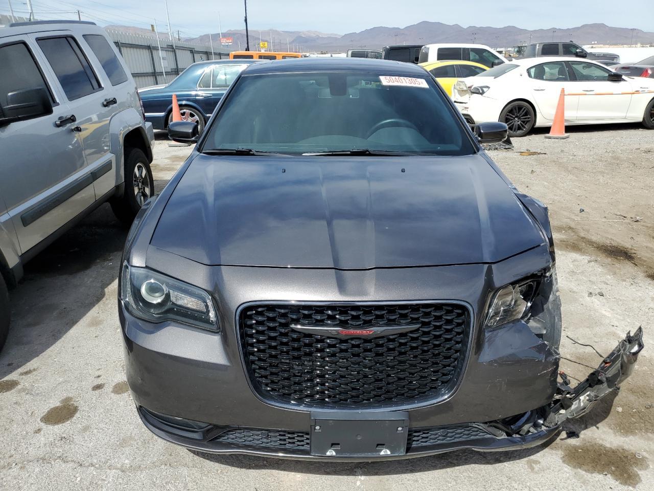 2022 CHRYSLER 300