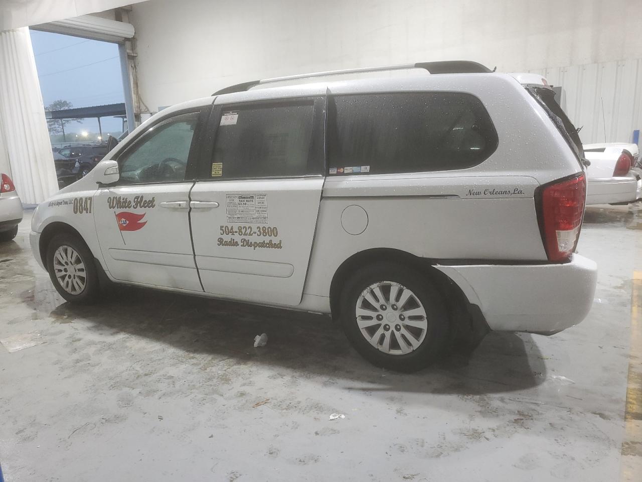 2014 KIA SEDONA