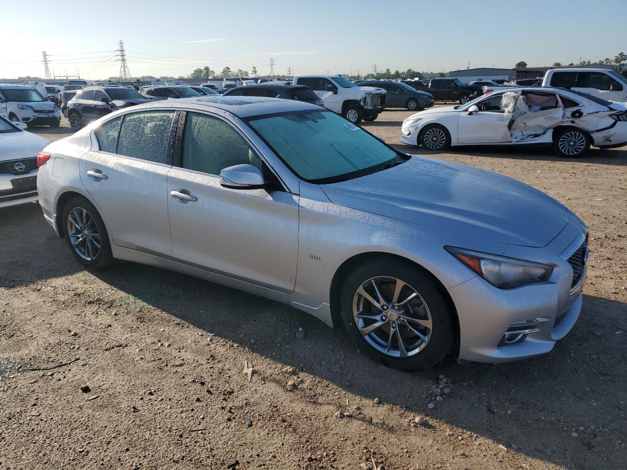 2017 INFINITI Q50