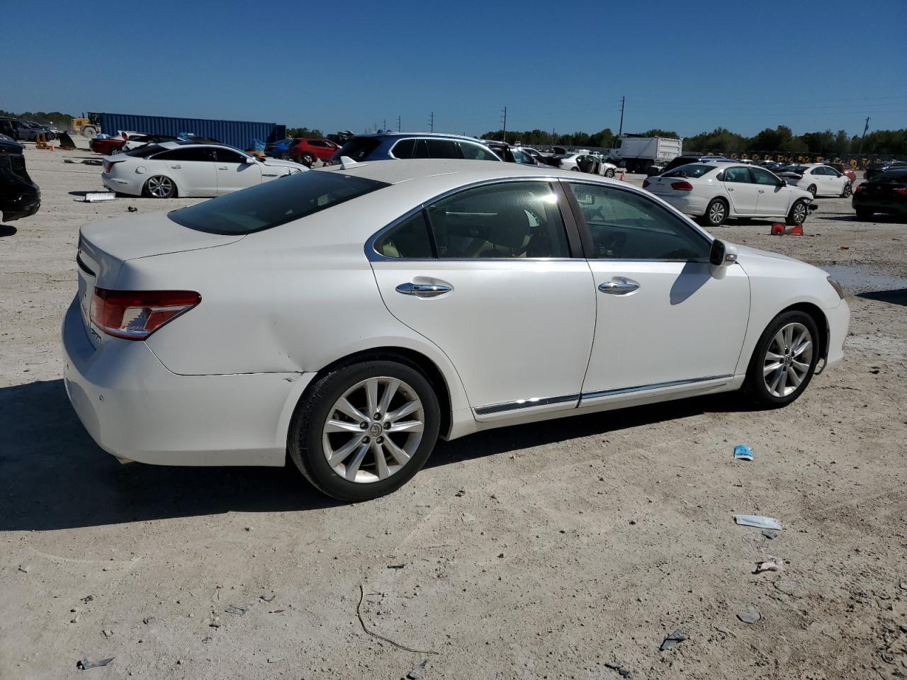2011 LEXUS ES 350