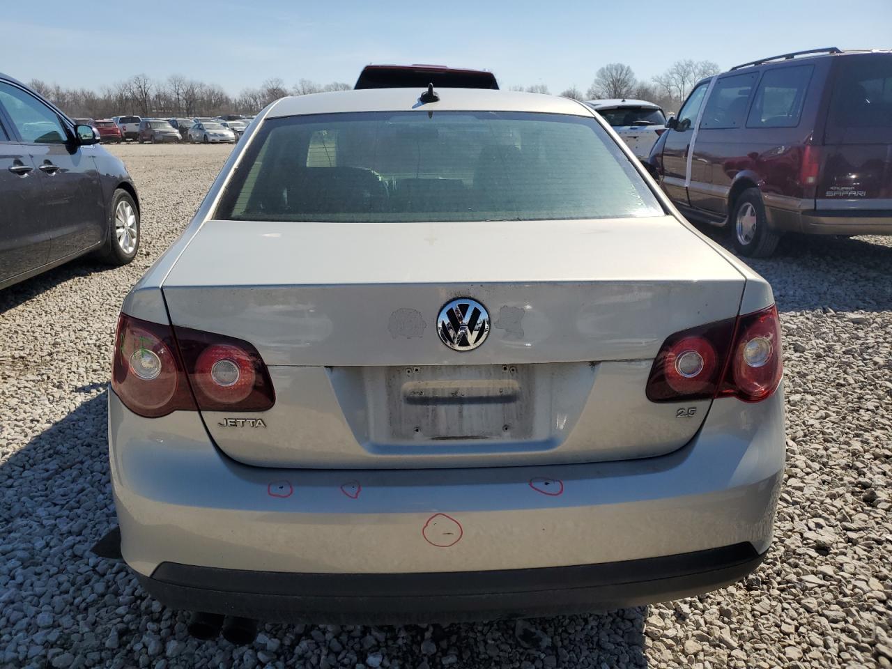 2010 VOLKSWAGEN JETTA