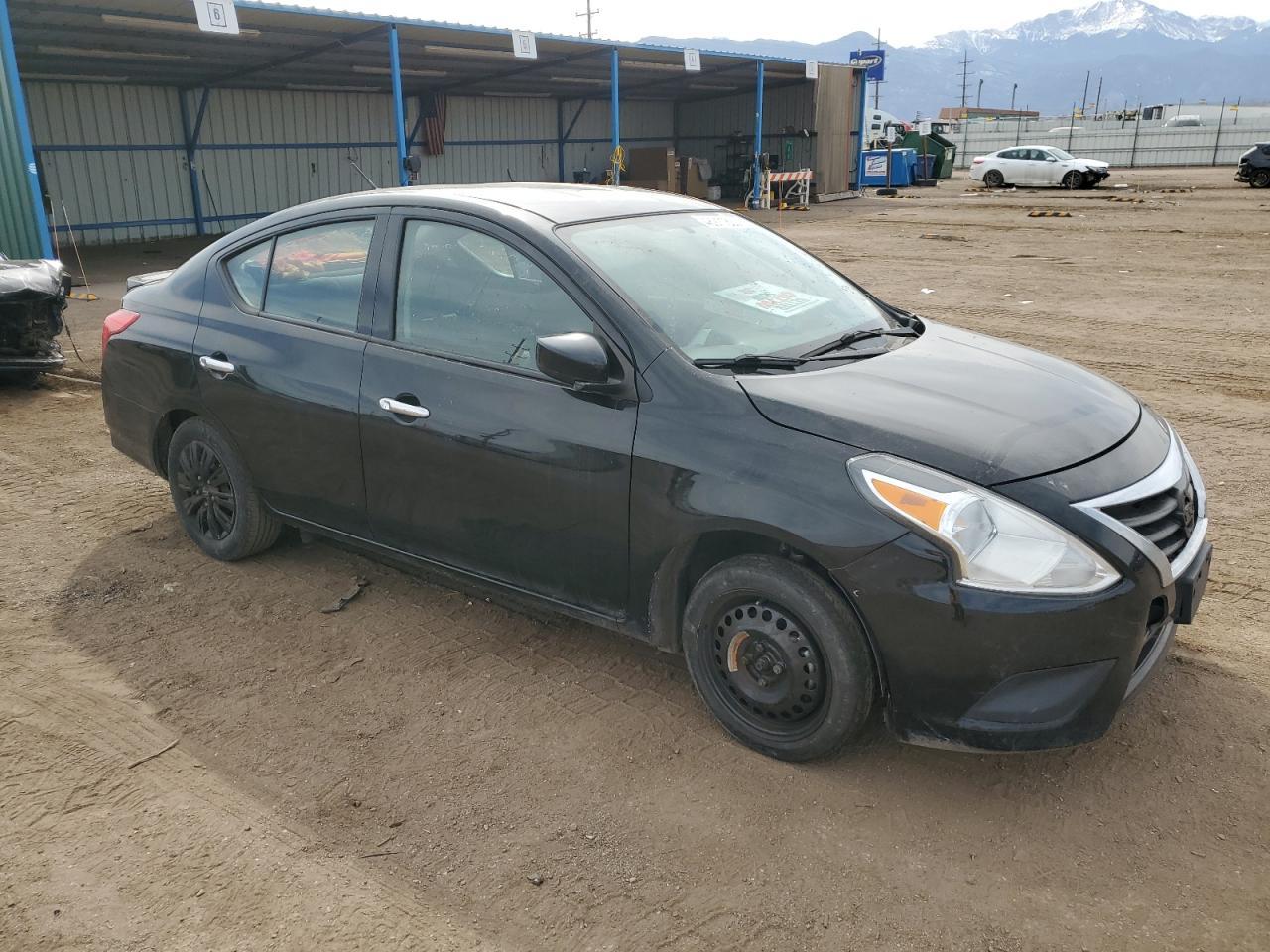 2019 NISSAN VERSA