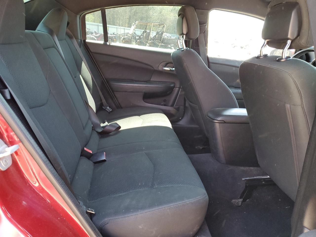 2011 CHRYSLER 200