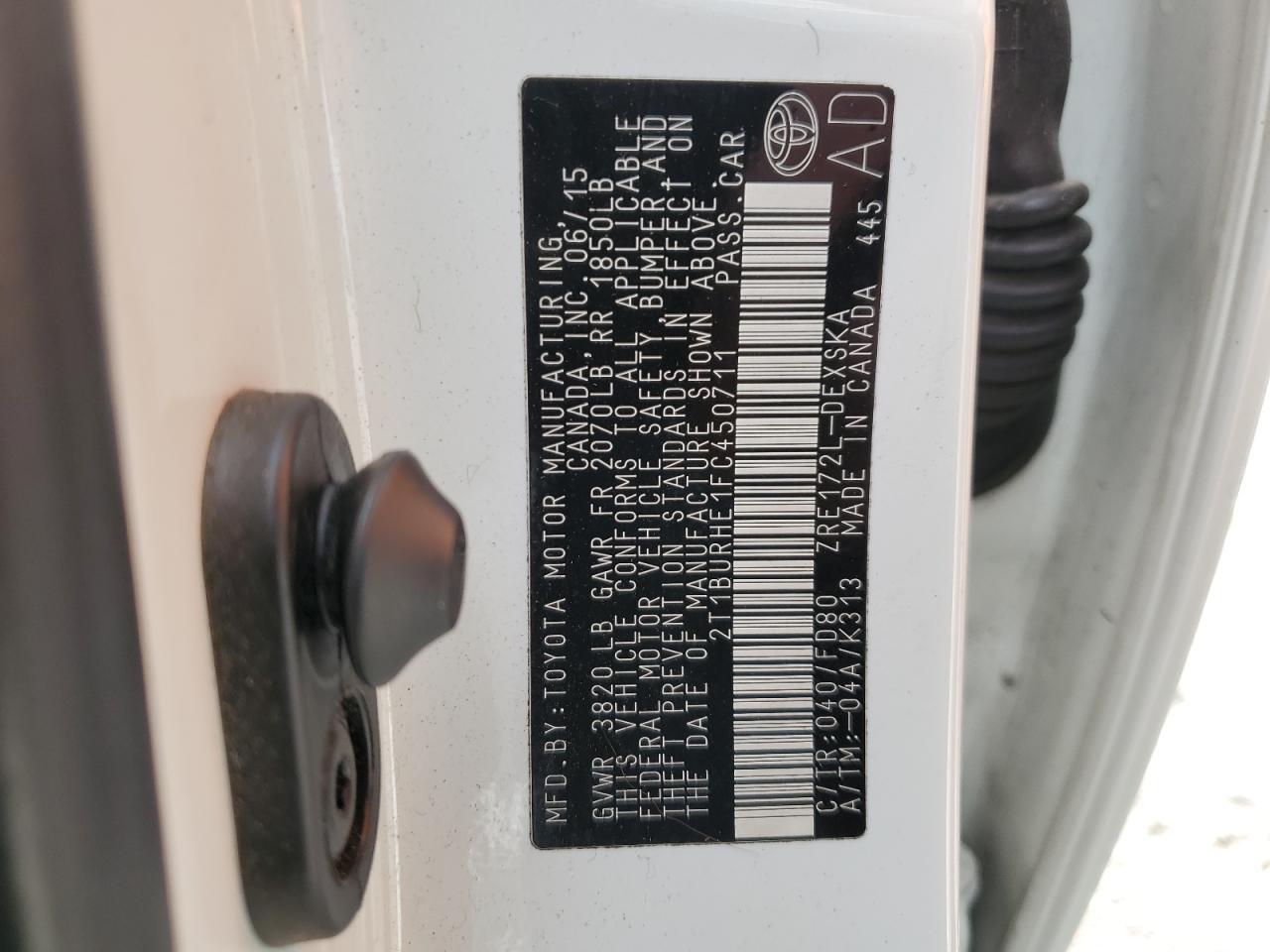 2015 TOYOTA COROLLA