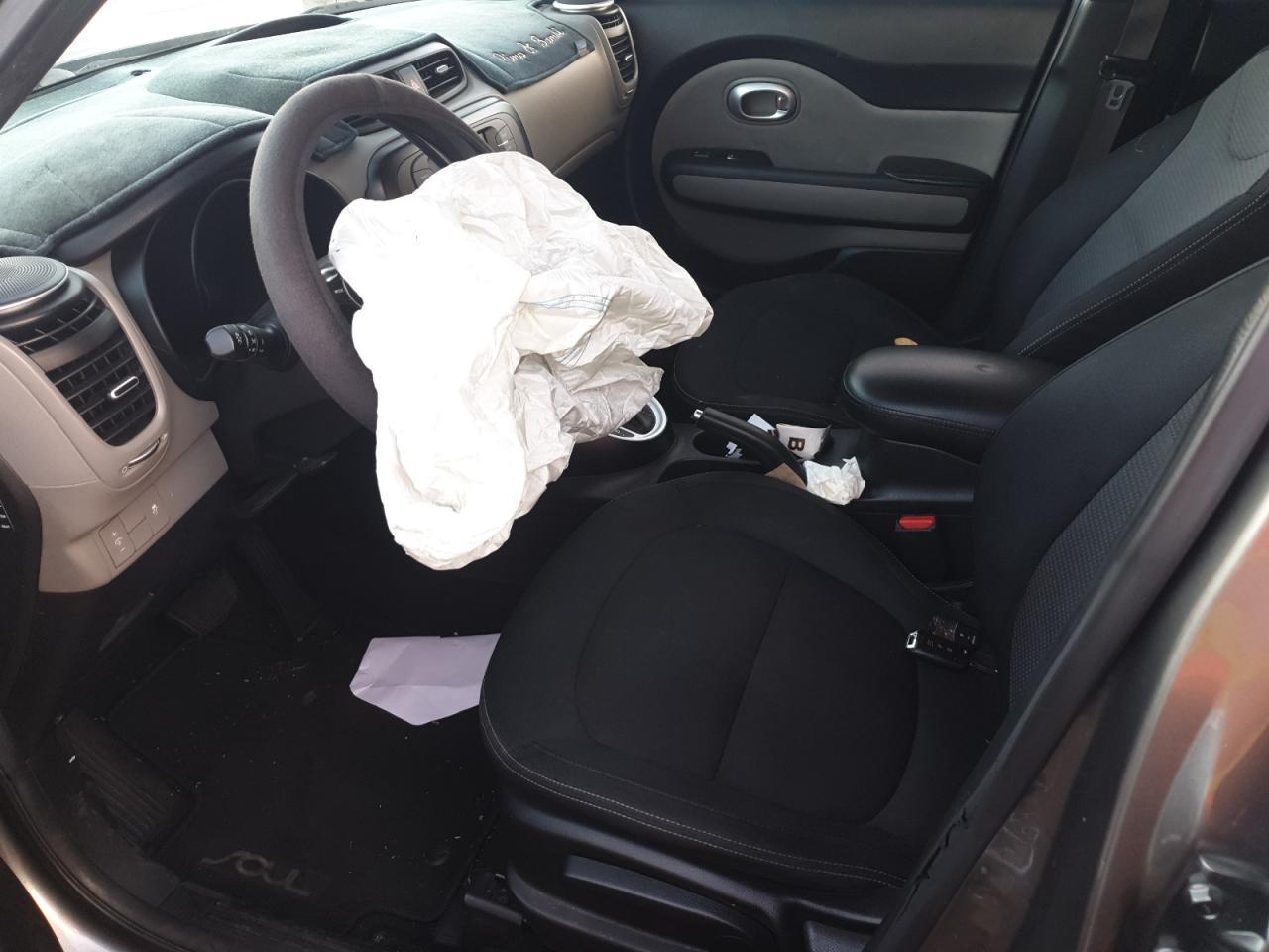 2017 KIA SOUL